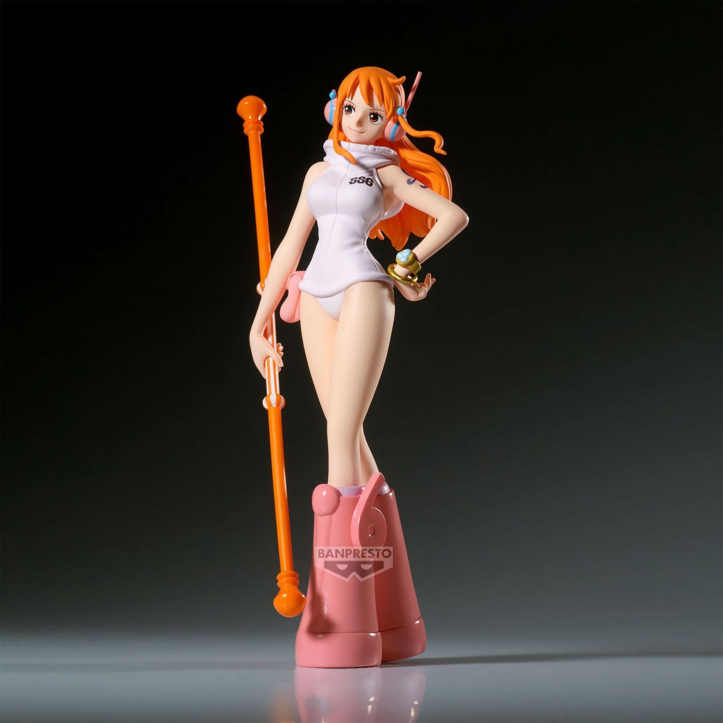 Figura Nami The Shukko Egghead- One Piece 16cm