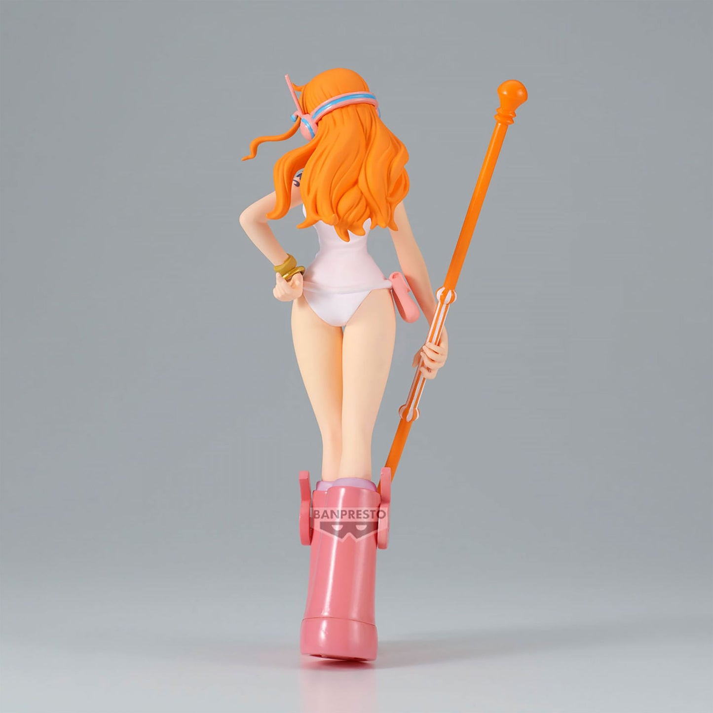 Figura Nami The Shukko Egghead- One Piece 16cm