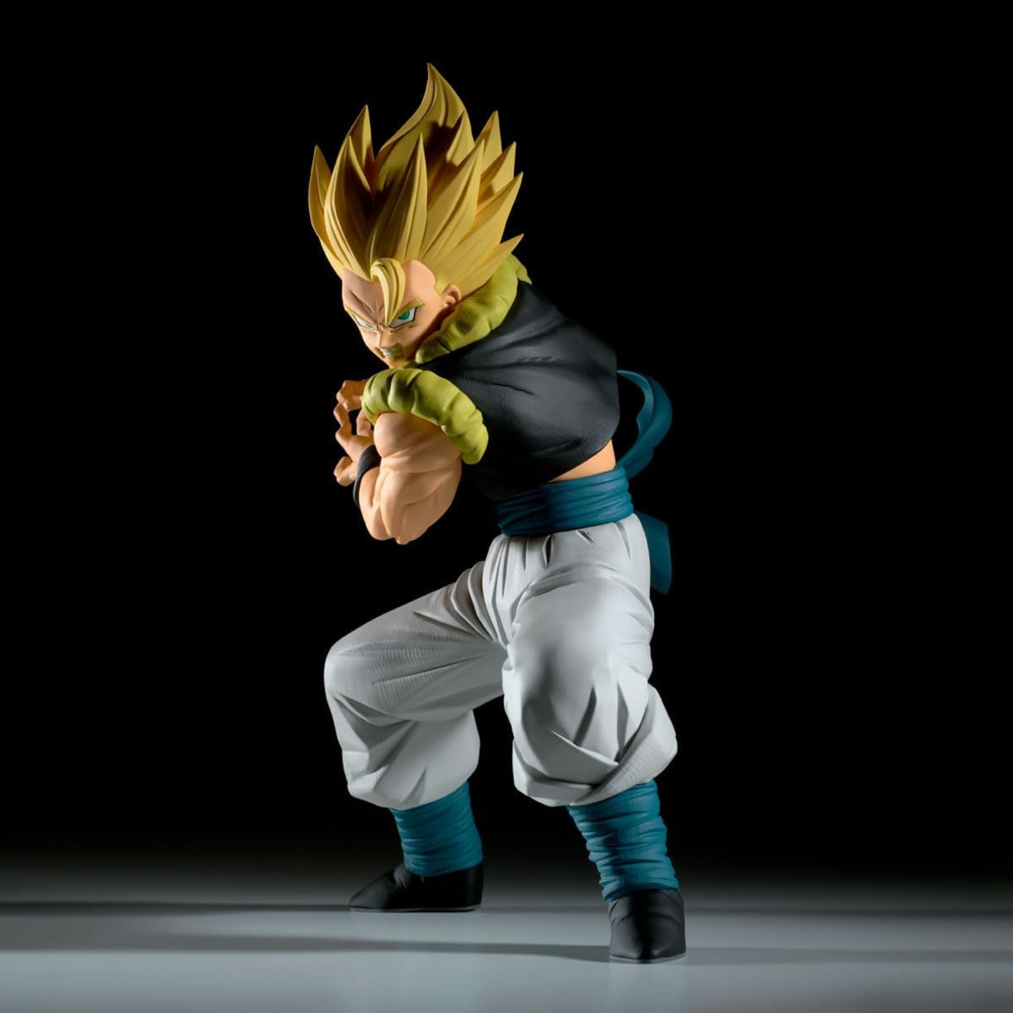 Figura Gogeta Grandista - Dragon Ball Super 20cm
