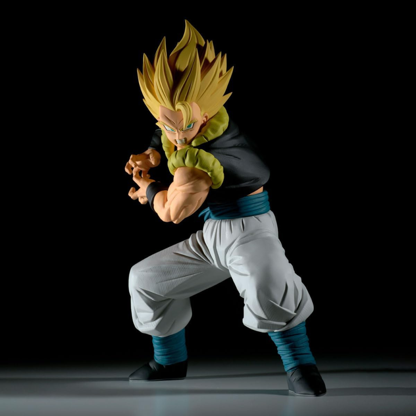 Figura Gogeta Grandista - Dragon Ball Super 20cm