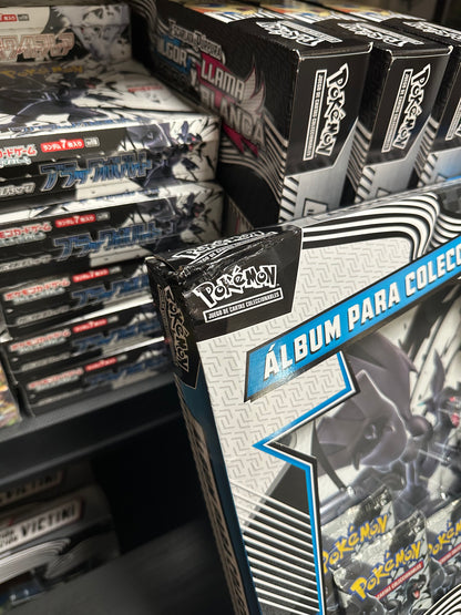 [OUTLET] Colección con Álbum de Fulgor Negro (Black Bolt)-  Binder Collection Pokémon TCG Español (Caja dañada)